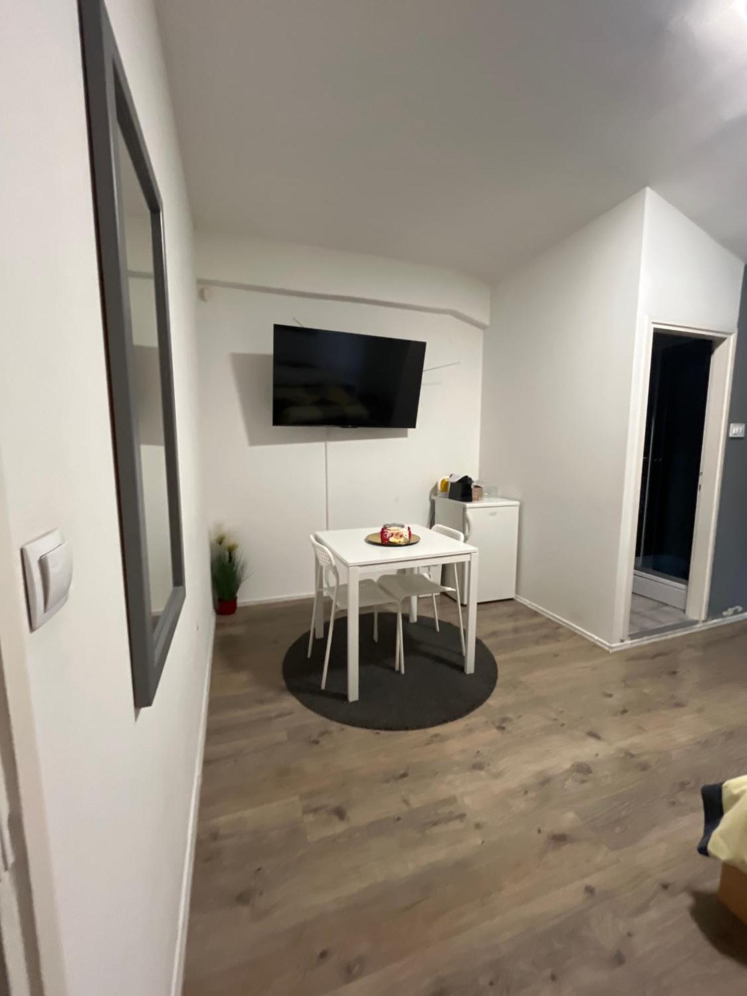 Apartmani Vacanza Zágráb Kültér fotó